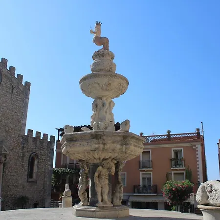 Casa Antica Savoia Apartment